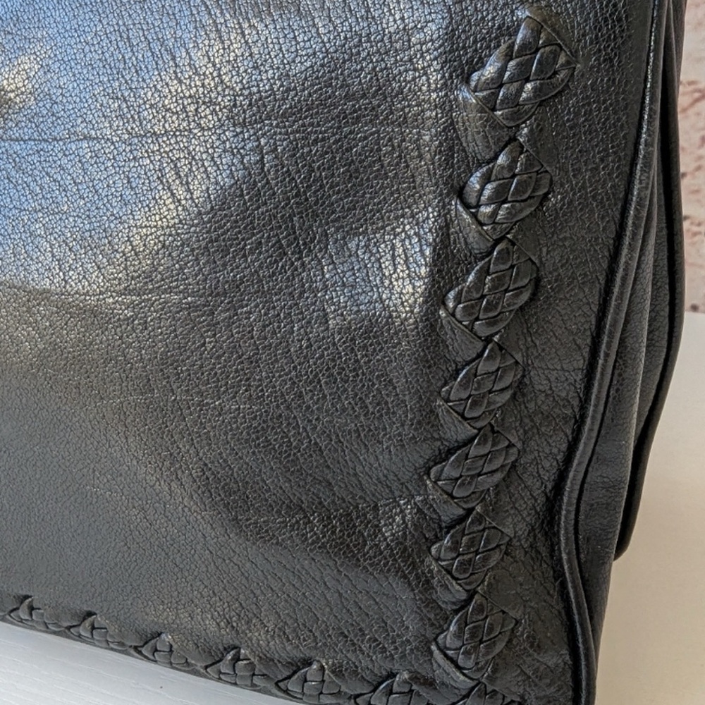 Bottega Veneta Black Leather Bag - Picture 4 of 11